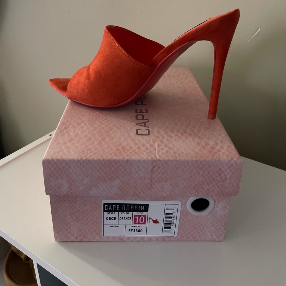 Cape Robbin Heels